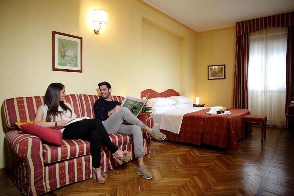 Hotel Cavour Rapallo Eksteriør bilde