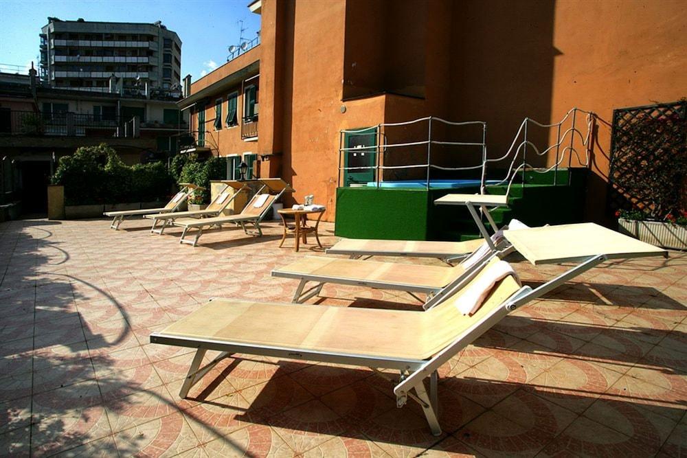 Hotel Cavour Rapallo Eksteriør bilde