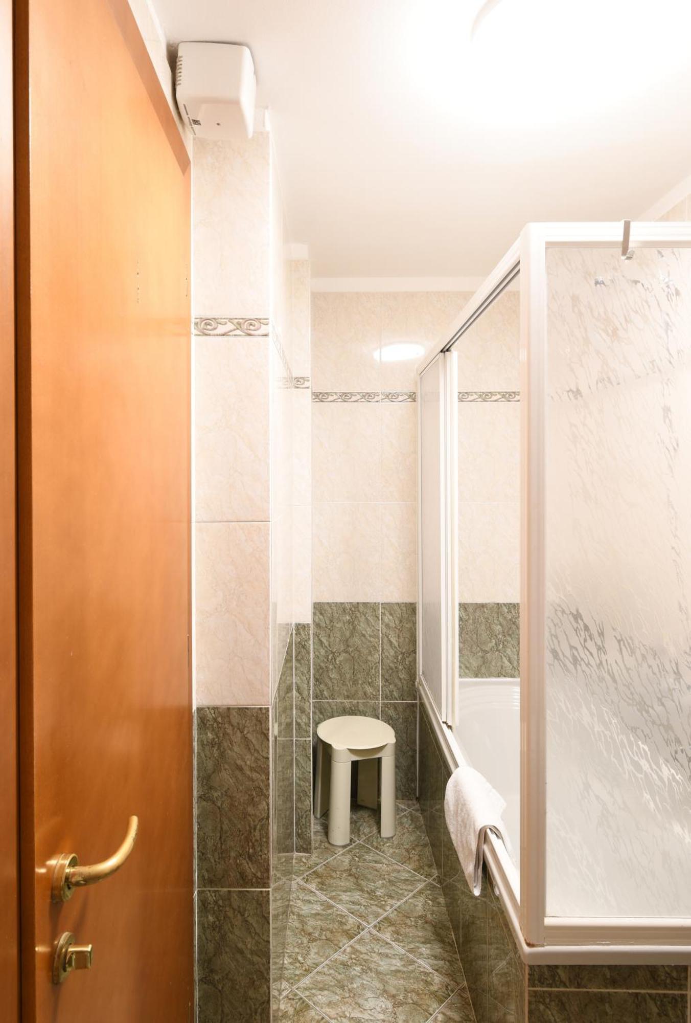 Hotel Cavour Rapallo Eksteriør bilde