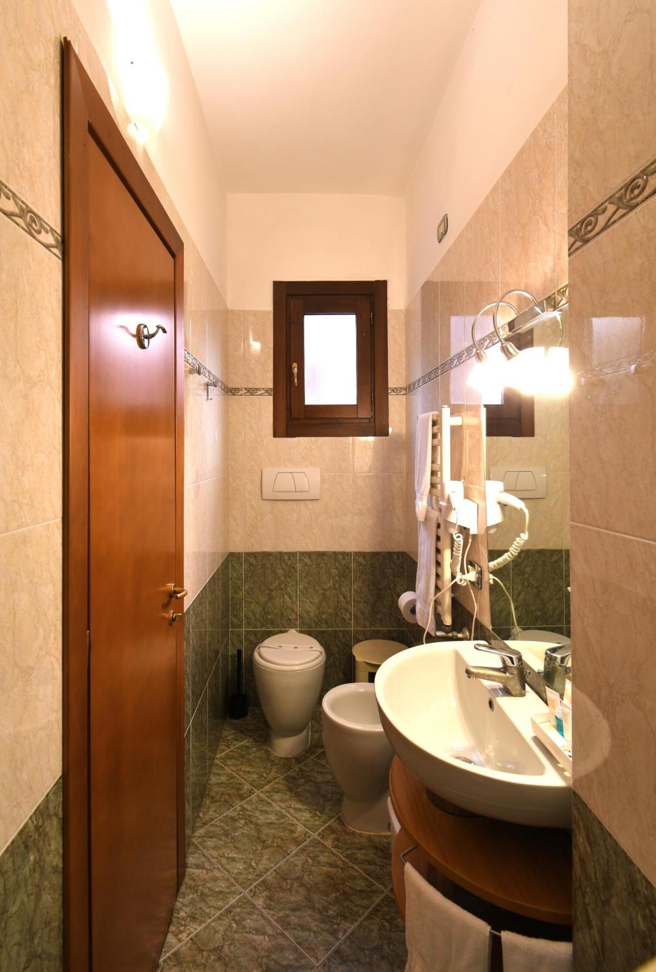 Hotel Cavour Rapallo Eksteriør bilde