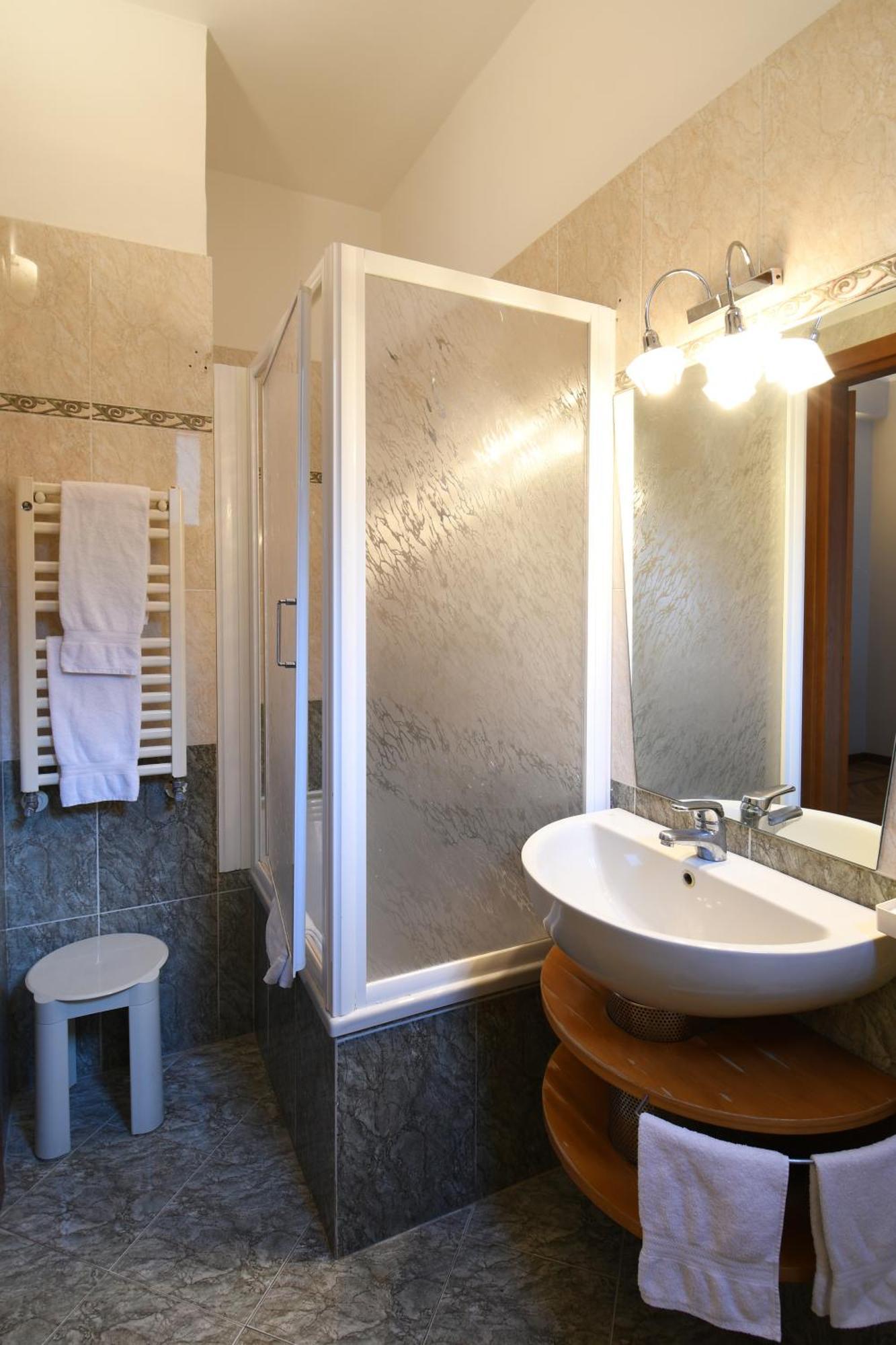 Hotel Cavour Rapallo Eksteriør bilde